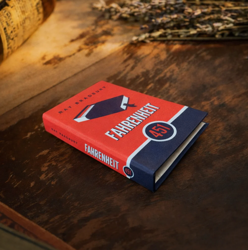 451 stupňů Fahrenheita